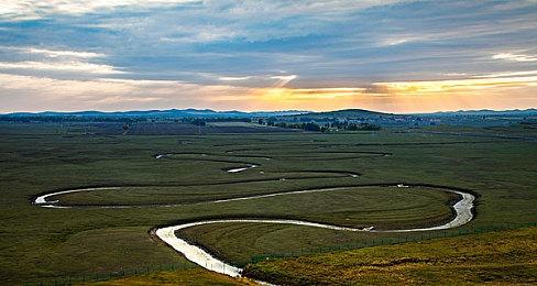 《宇宙边缘的夏天》Steam商店页面上线 发售日期待定